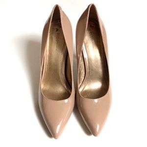 COPY - BCBG nude color pump shoes size 9.5